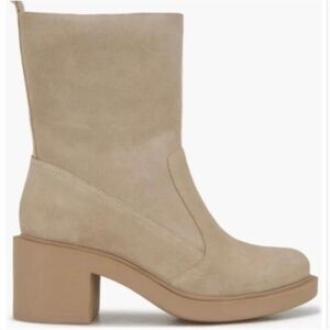 Andre Assous Gloria Water Resistant Suede Boot Sesame SZ 9 & 10